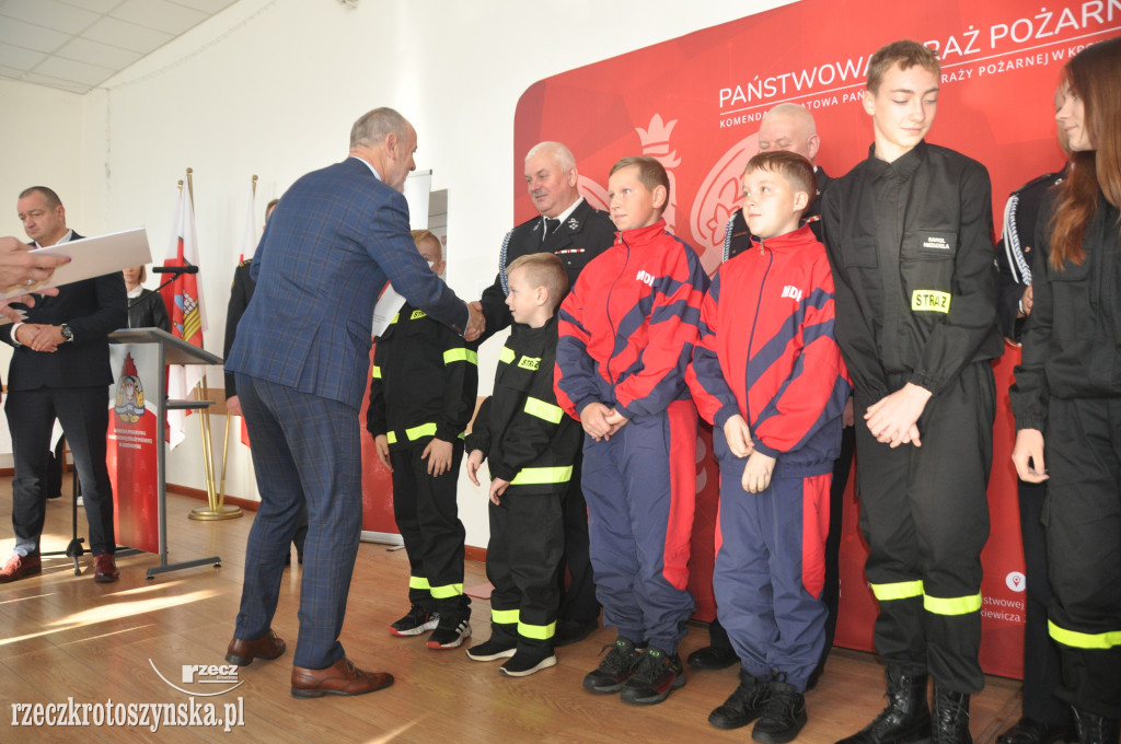 OSP dostały pieniądze na sprzęt dla młodzieżowych drużyn