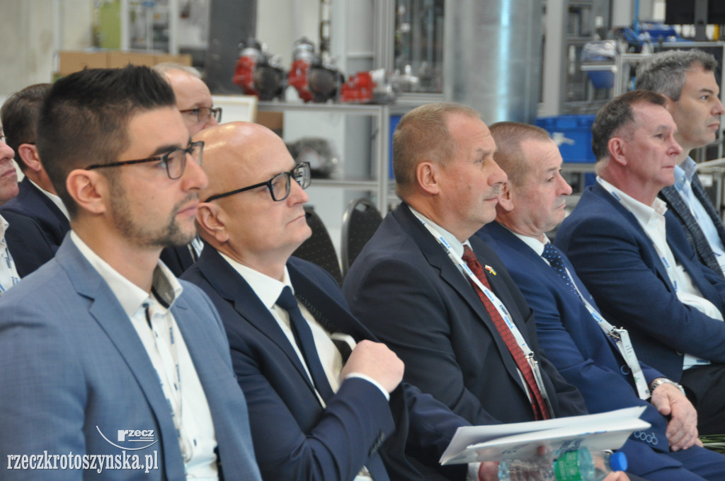 MAHLE otworzyło nową halę produkcyjną