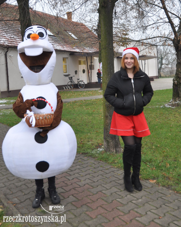 Świąteczny klimat na kiermaszu w Kobylinie