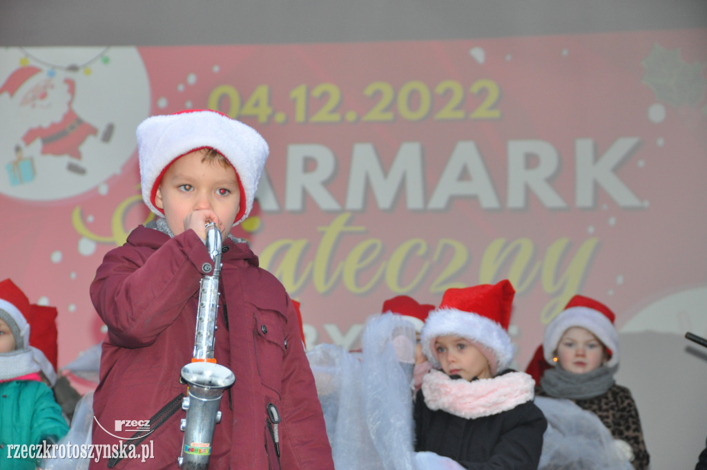 Świąteczny klimat na kiermaszu w Kobylinie
