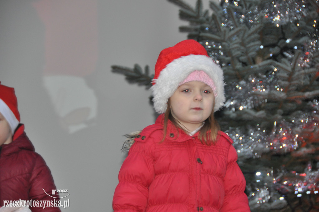 Świąteczny klimat na kiermaszu w Kobylinie