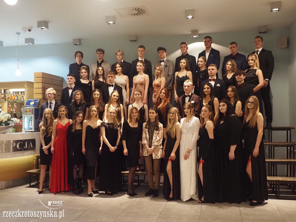 Studniówka w Kołłątaju cz. 2
