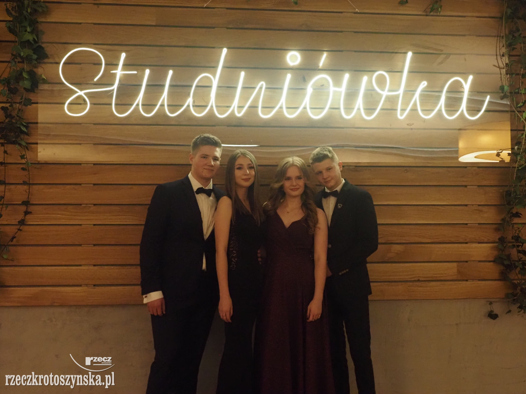 Studniówka w Kołłątaju cz. 2