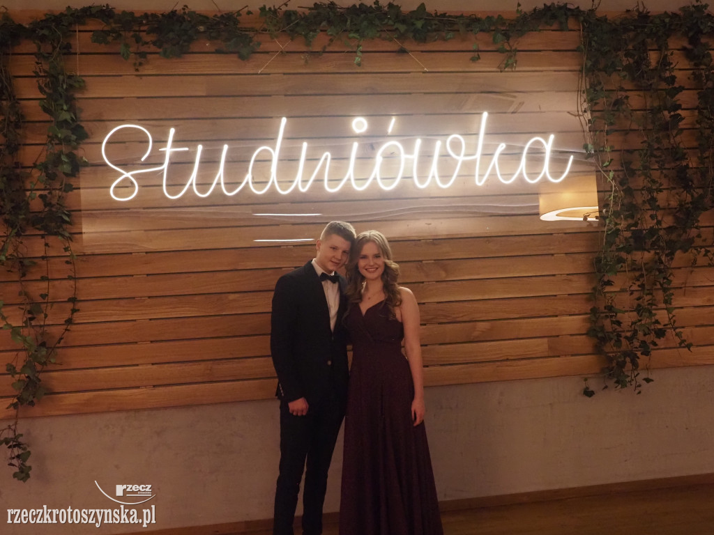 Studniówka w Kołłątaju cz. 2