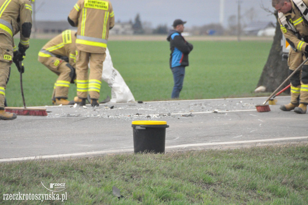 Groźny wypadek na drodze krajowej na granicy Krotoszyna