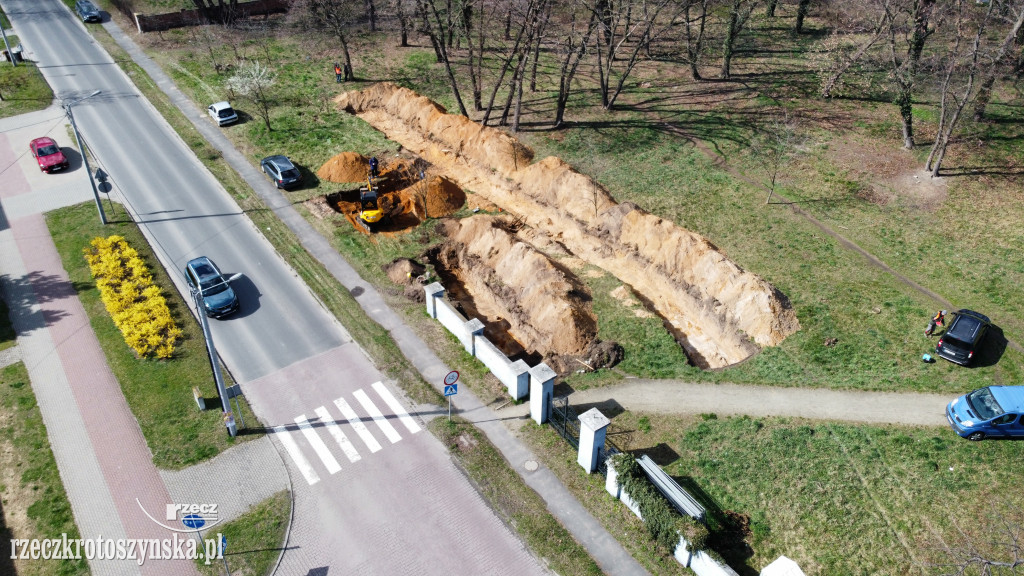 Przekopują cmentarz ewangelicki w poszukiwaniu grobu żołnierzy