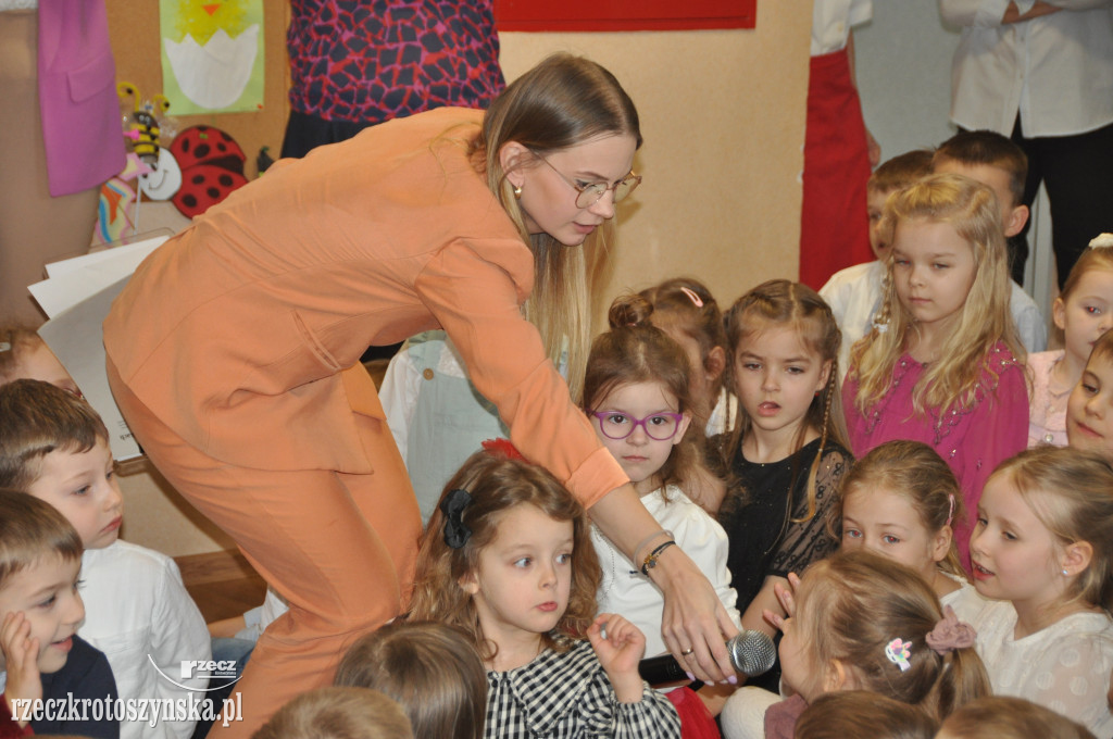Rodzice dzieciom. W wielkanocnym i wiosennym klimacie