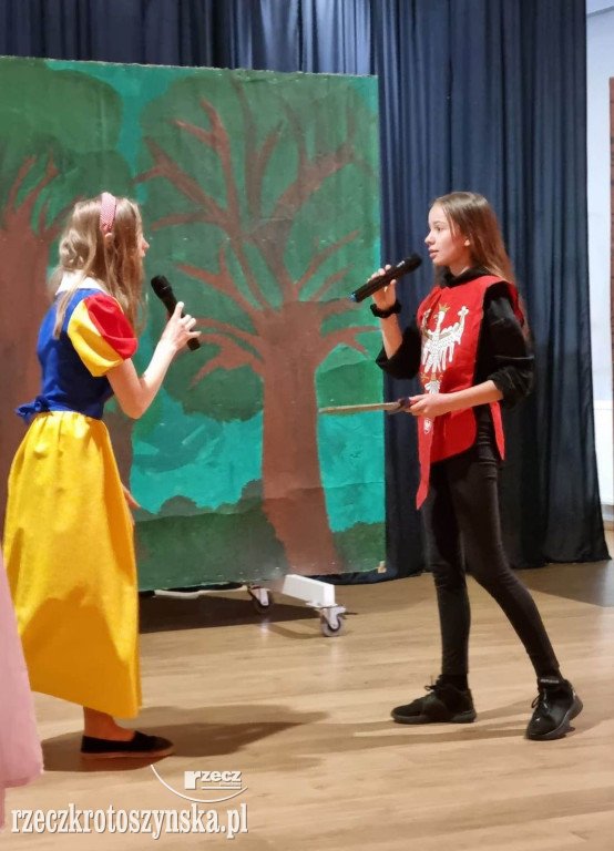Wyjątkowy spektakl w społecznej podstawówce