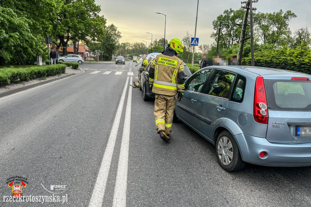 KOŹMIN. Wypadek z udziałem trzech samochodów