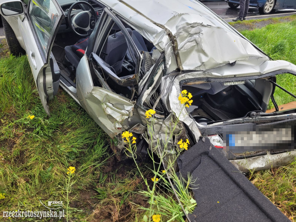 Tir wjechał w samochody stojące z powodu kolizji