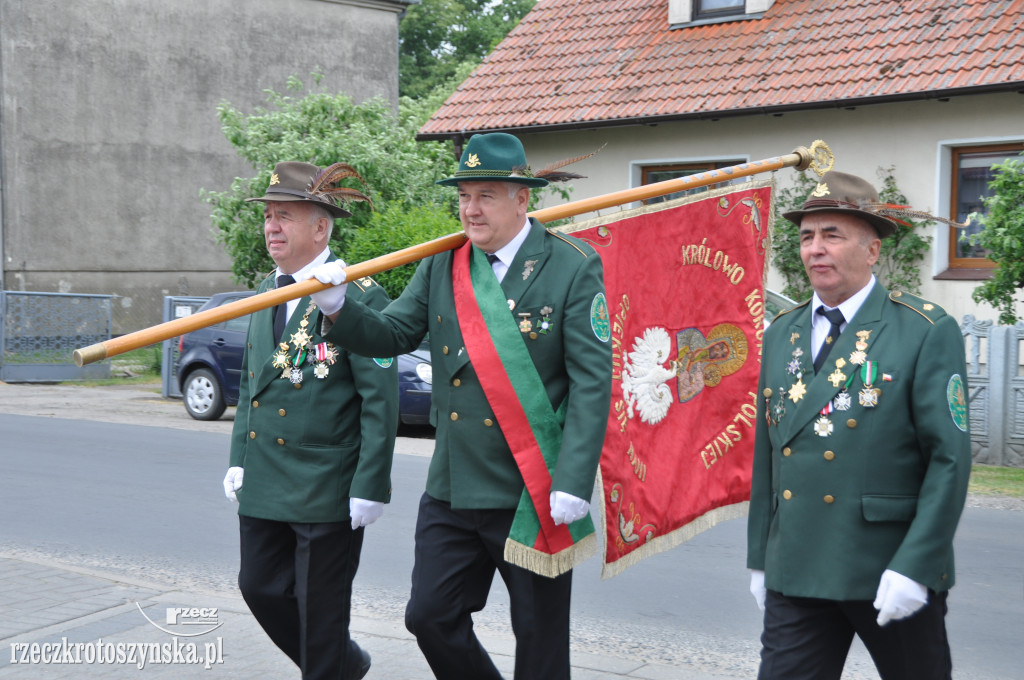 Szkole Podstawowej w Roszkach nadano imię