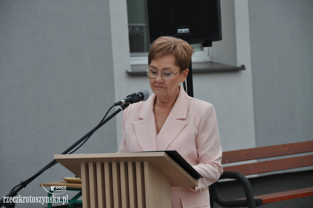 Szkole Podstawowej w Roszkach nadano imię