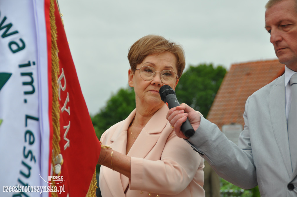 Szkole Podstawowej w Roszkach nadano imię