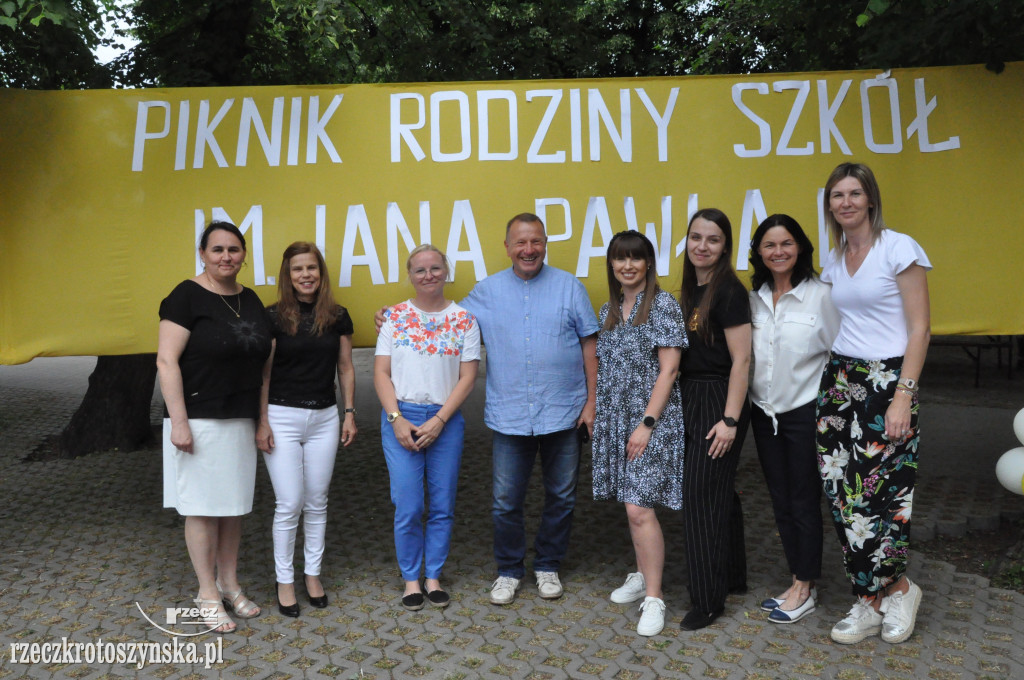 20 szkół na zjeździe placówek imieniem Papieża Polaka
