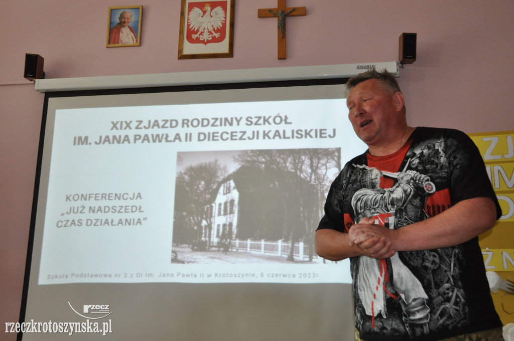 20 szkół na zjeździe placówek imieniem Papieża Polaka