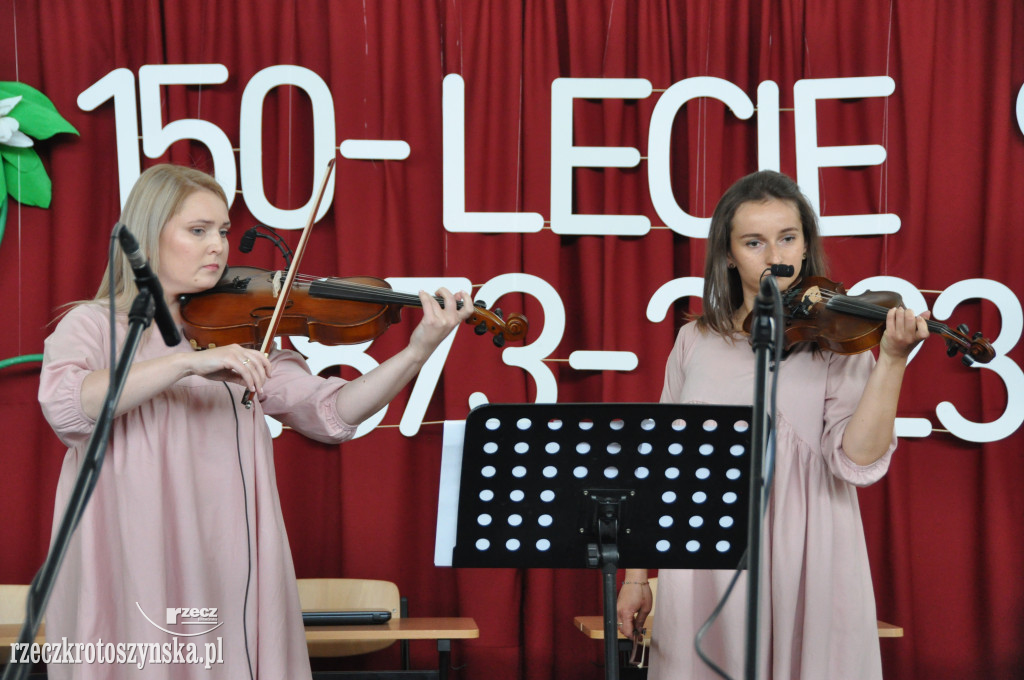 Kobierska szkoła świętowała 150-lecie istnienia
