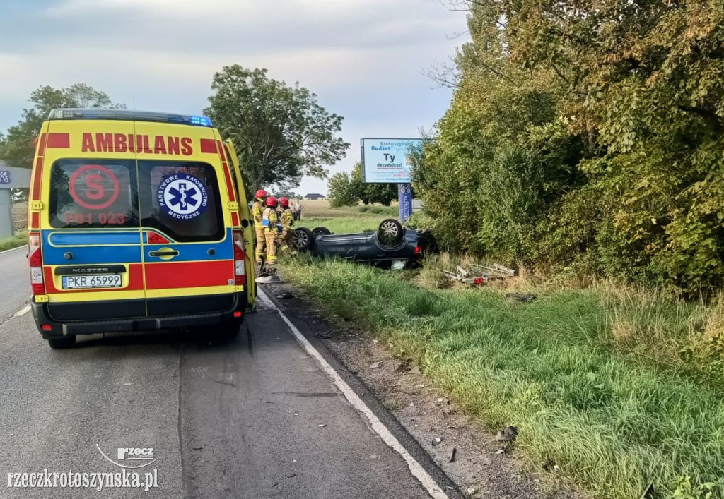 Mężczyzna zasnął za kierownicą auta