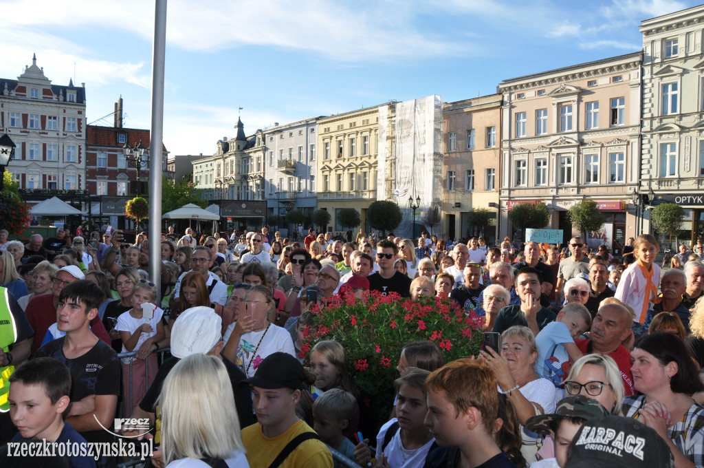 Świętowanie z Łukaszem Kaczmarkiem na Rynku