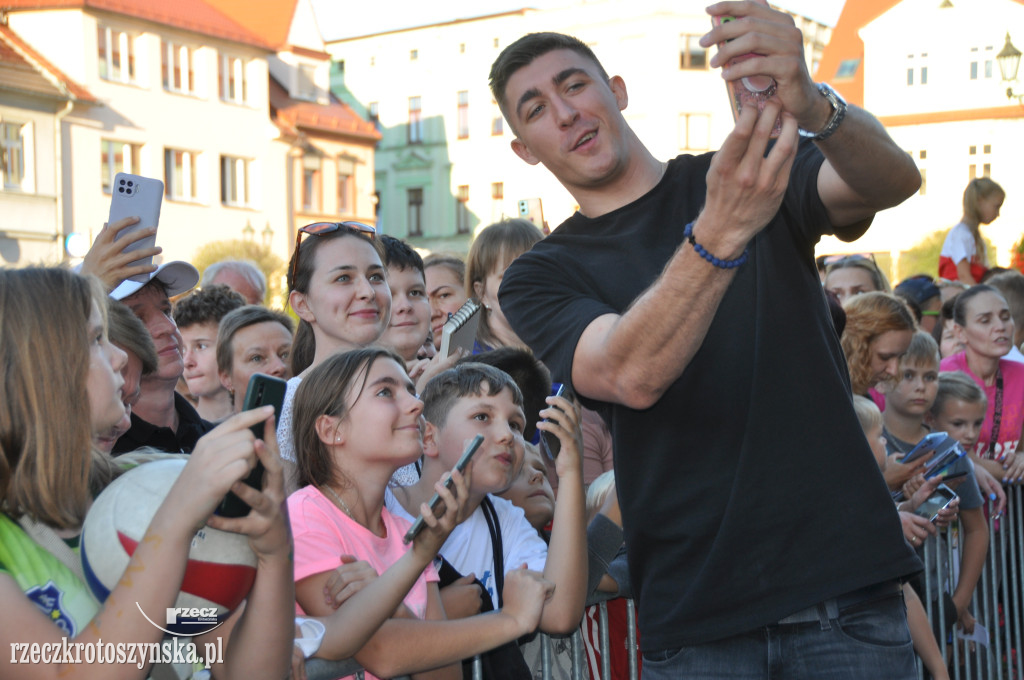 Świętowanie z Łukaszem Kaczmarkiem na Rynku