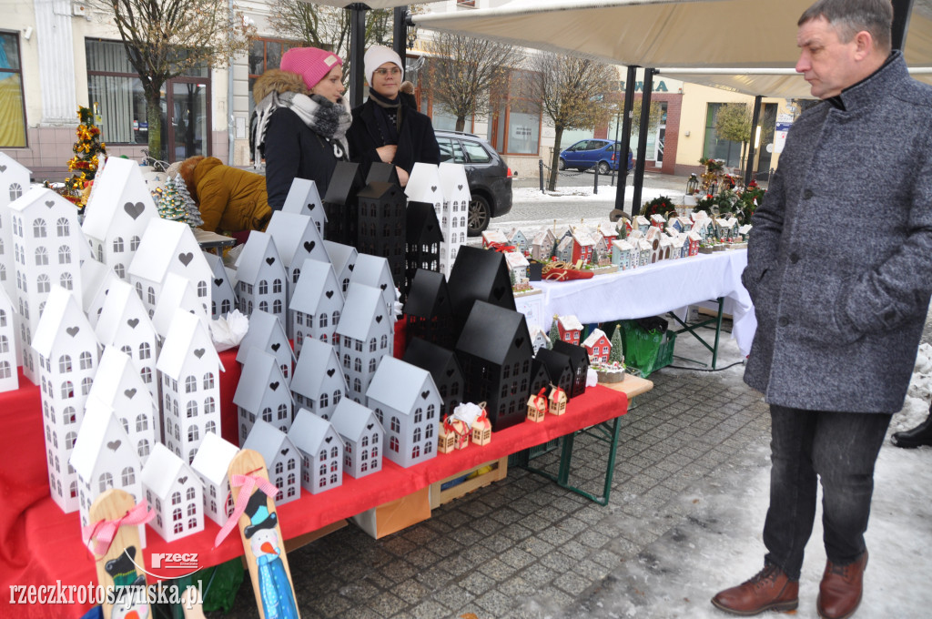 Świąteczny klimat na Rynku krotoszyńskim