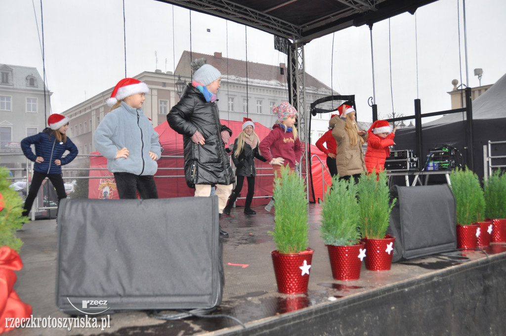 Świąteczny klimat na Rynku krotoszyńskim