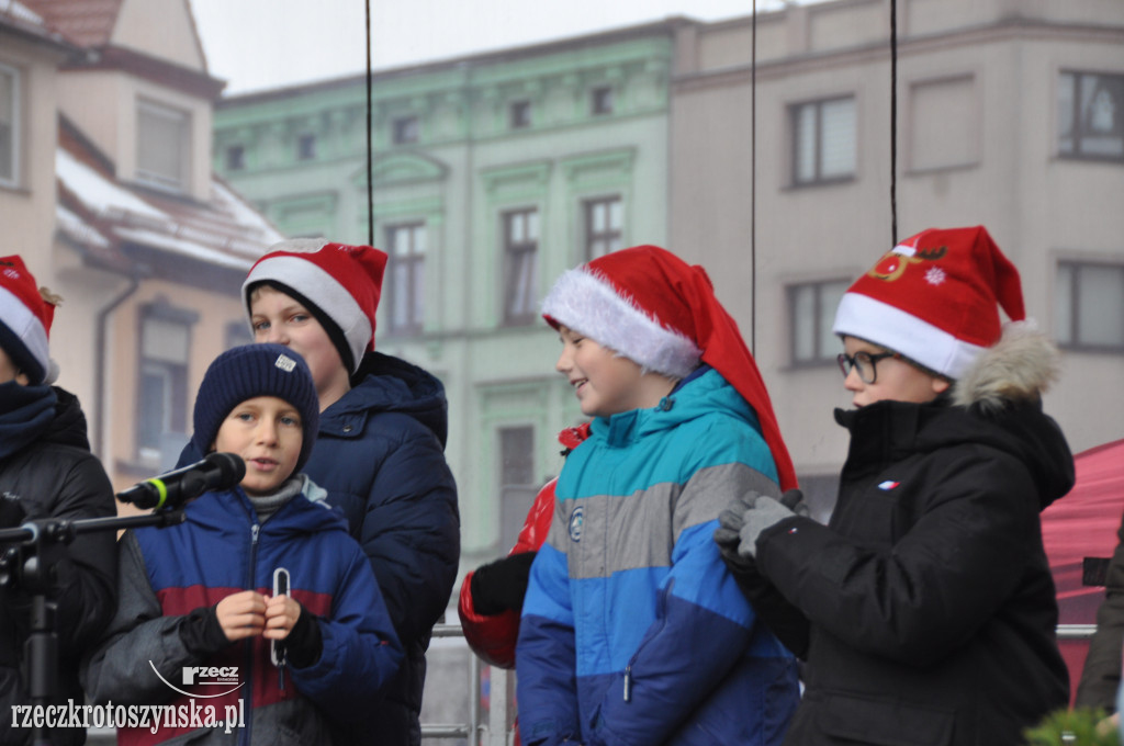 Świąteczny klimat na Rynku krotoszyńskim