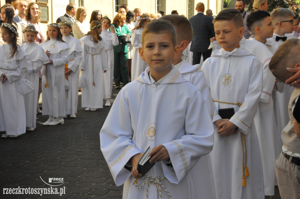 Pierwsza Komunia św. w parafii pw. św. Piotra i Pawła