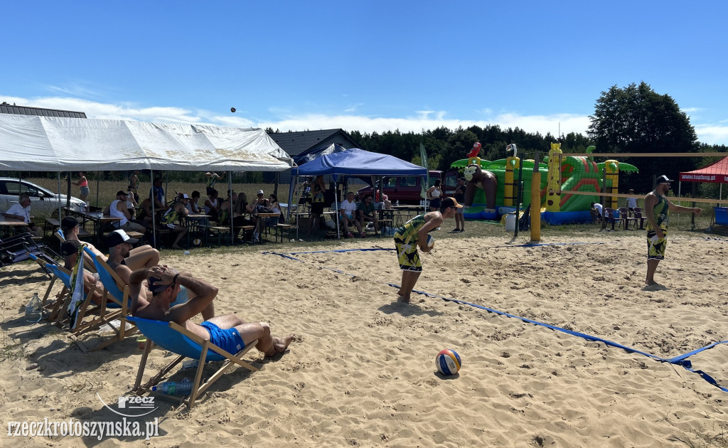 Turniej siatkówka plażowej w Zdunach