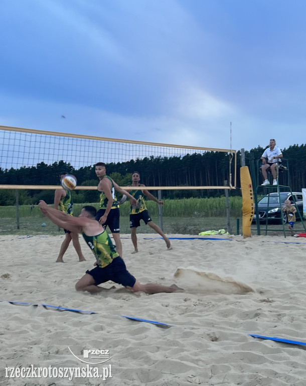 Turniej siatkówka plażowej w Zdunach