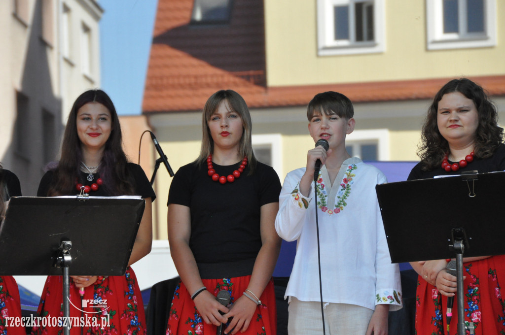 Powiat od kuchni. Pyszne jedzenie i uczta dla ducha