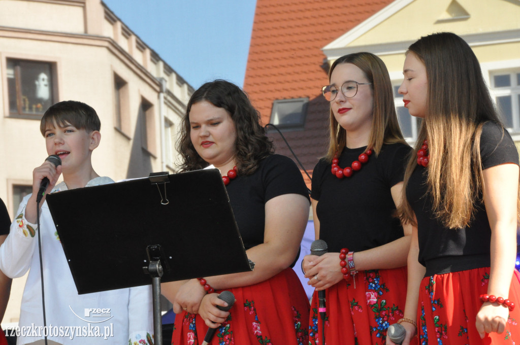 Powiat od kuchni. Pyszne jedzenie i uczta dla ducha