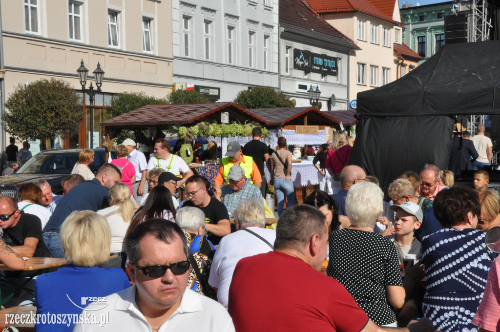 Powiat od kuchni. Pyszne jedzenie i uczta dla ducha