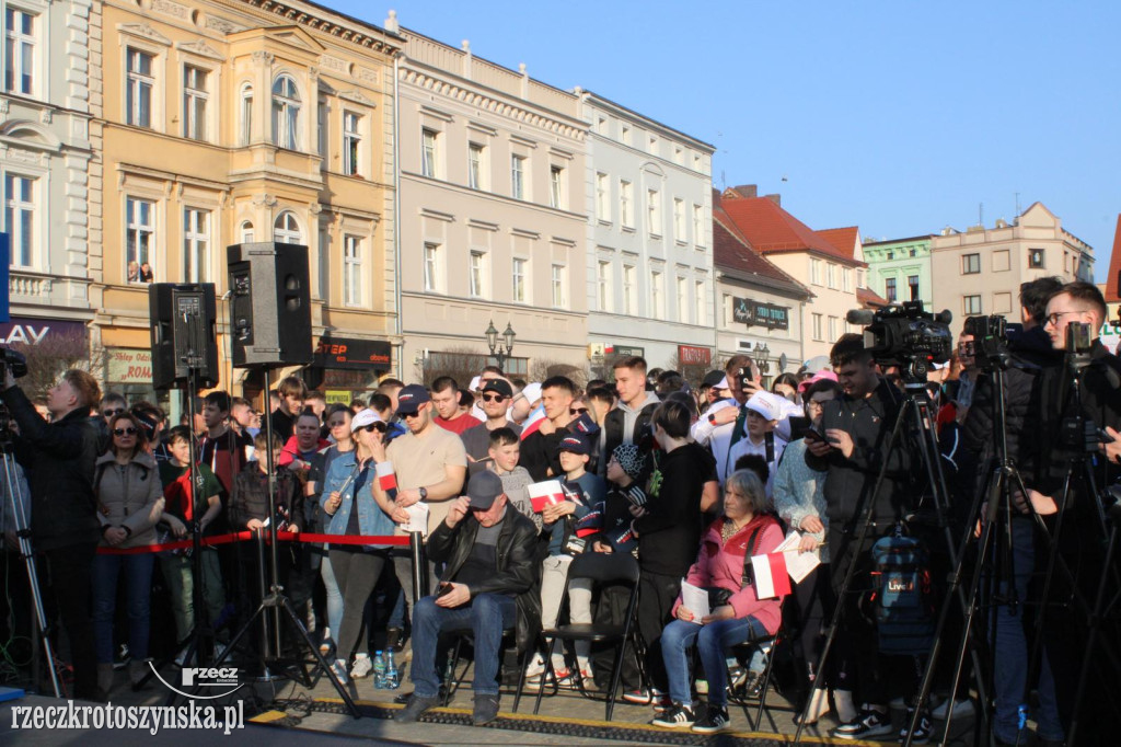 Tłumy na spotkaniu z Mentzenem w Krotoszynie