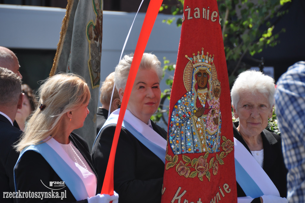 Ulicami Krotoszyna przeszła procesja Bożego Ciała