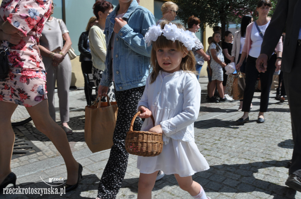 Ulicami Krotoszyna przeszła procesja Bożego Ciała