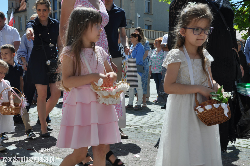 Ulicami Krotoszyna przeszła procesja Bożego Ciała