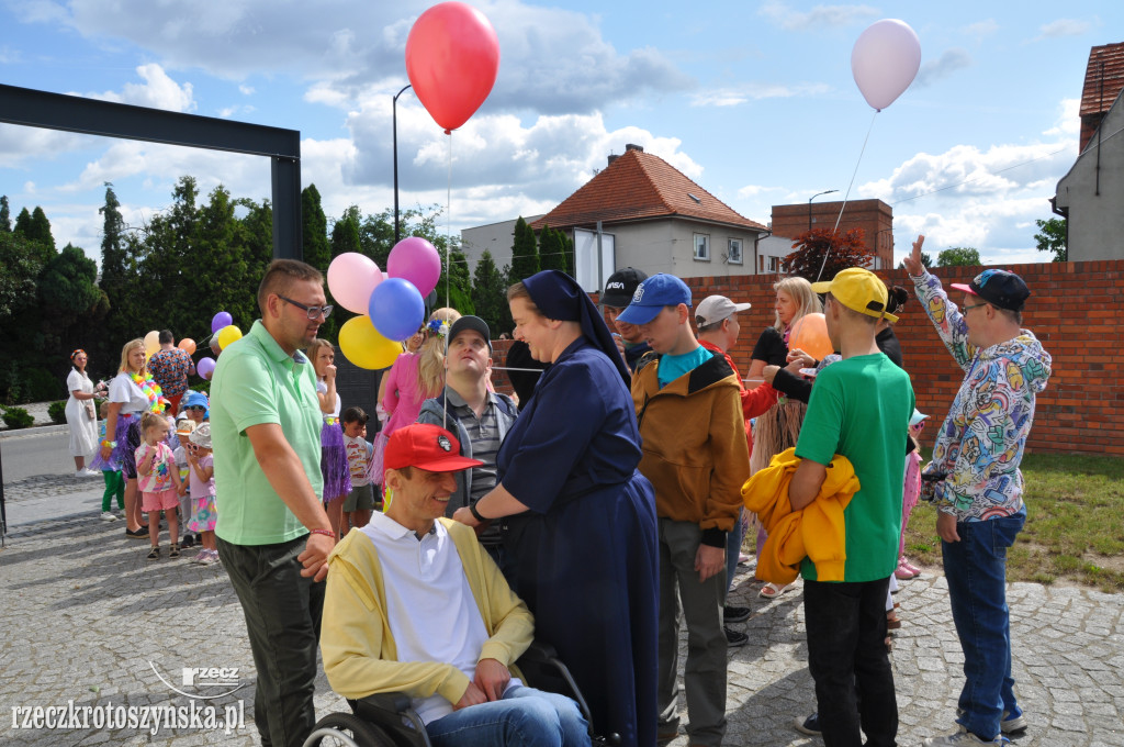 Zduny. Kolorowy początek świętowania