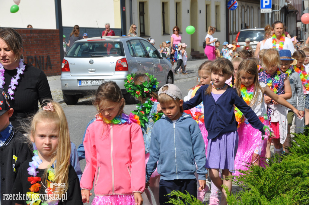 Zduny. Kolorowy początek świętowania