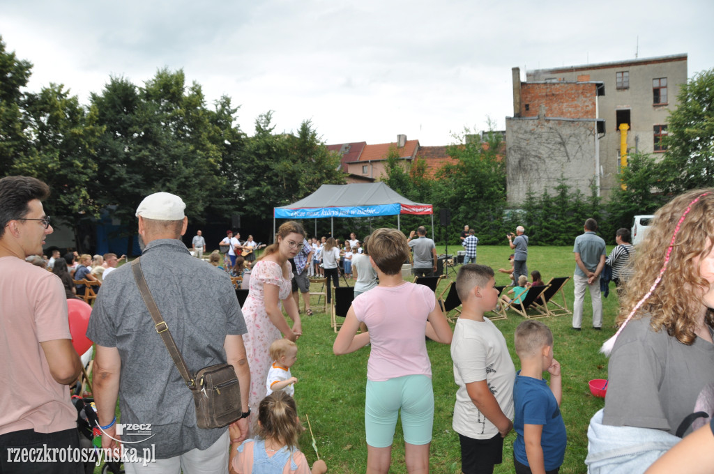 Spotkanie z Ojcem - pieśni, modlitwa i świadectwa