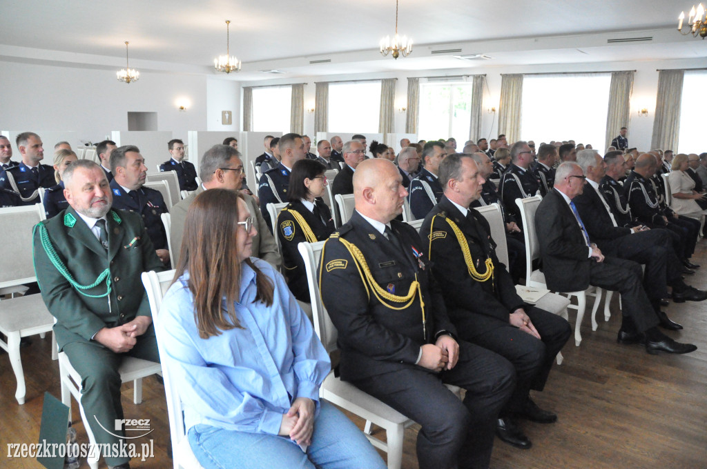 Święto Policji. Odznaczenia i podziękowania za służbę