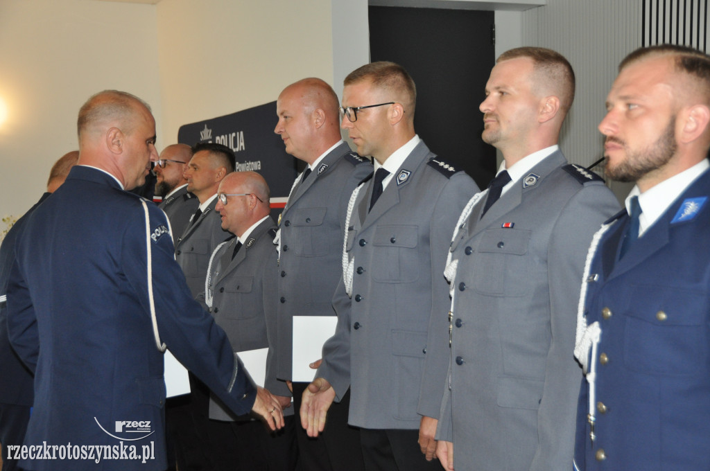 Święto Policji. Odznaczenia i podziękowania za służbę