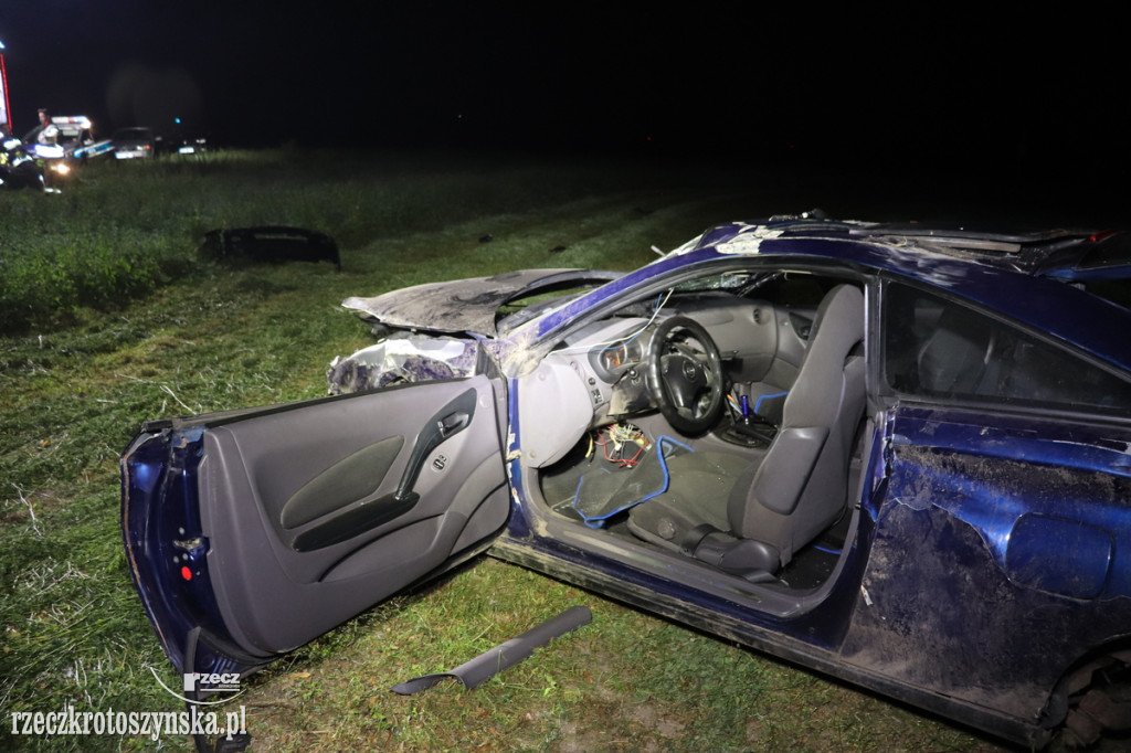 W trakcie jazdy chciał odpalić papierosa