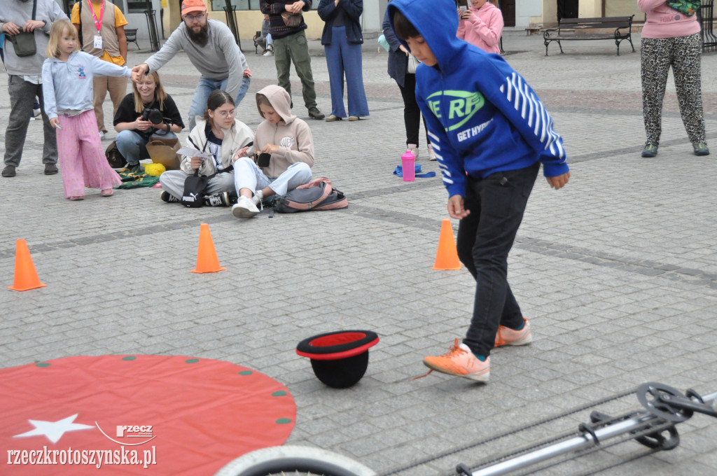 Pokaz kunsztu okraszony dużą dawką humoru