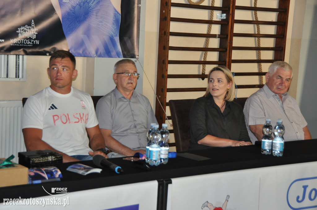 Powitanie Roberta Barana w Krotoszynie po zdobyciu medalu MŚ