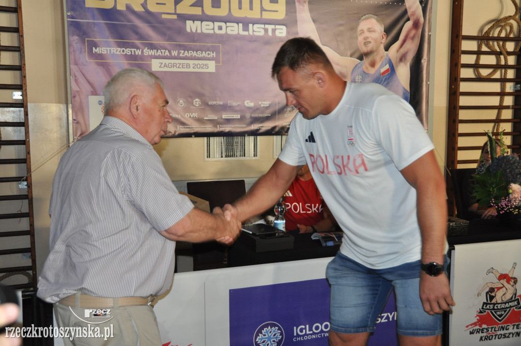 Powitanie Roberta Barana w Krotoszynie po zdobyciu medalu MŚ