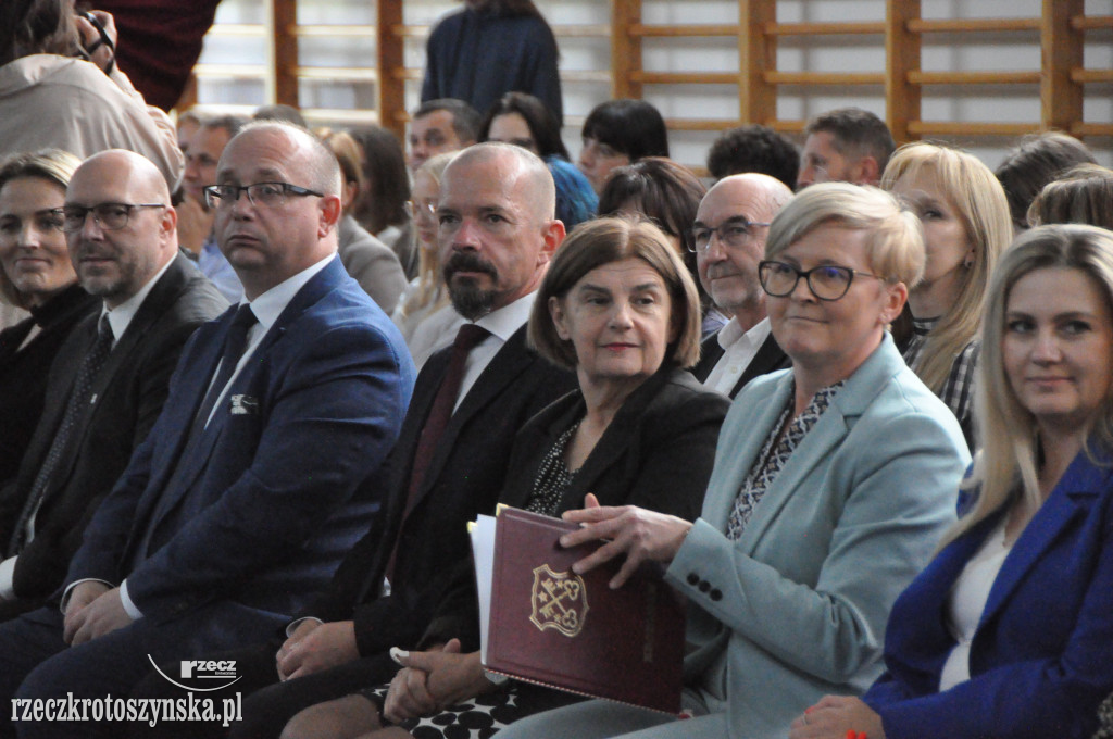 Stypendia za wyniki w nauce i wybitne osiągnięcie