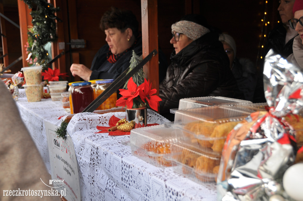 Jarmark świąteczny na krotoszyńskim Rynku