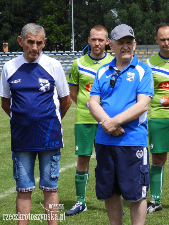 Astrze stuknęło 90 lat