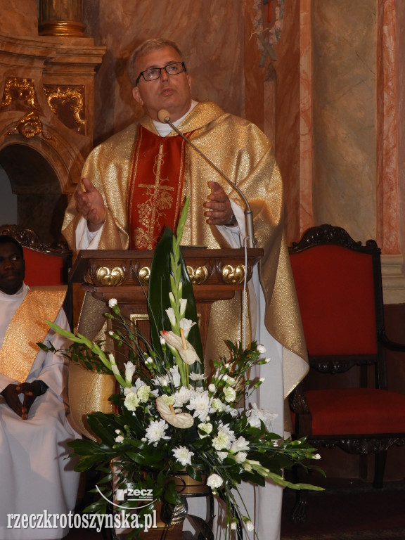 Odpust w Krotoszynie w cieniu krzyża