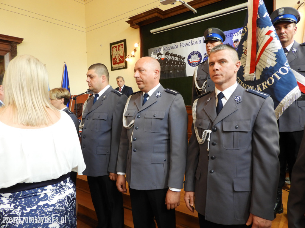 Huczne urodziny policji